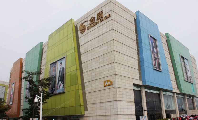 禄丰金鹰奥莱城